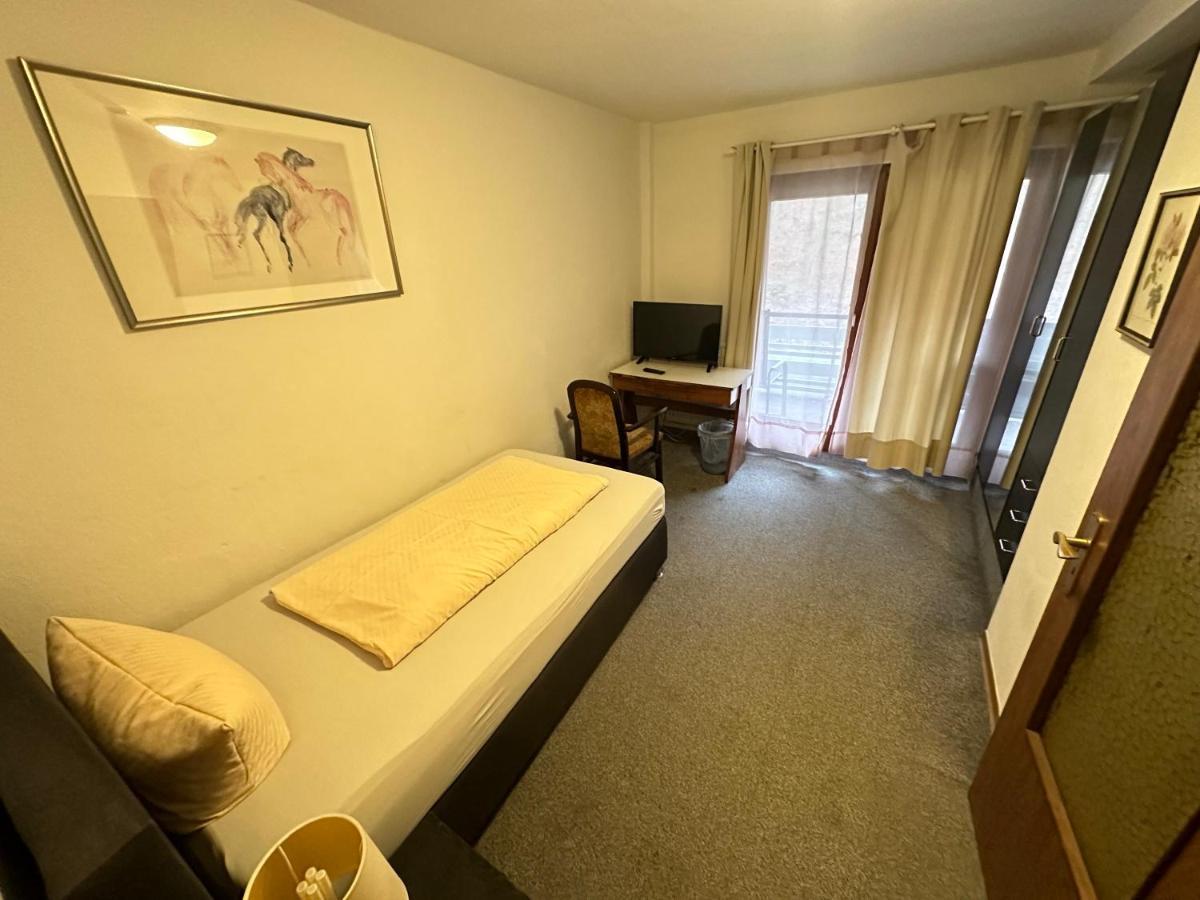 Hotel Waldhotel 3*